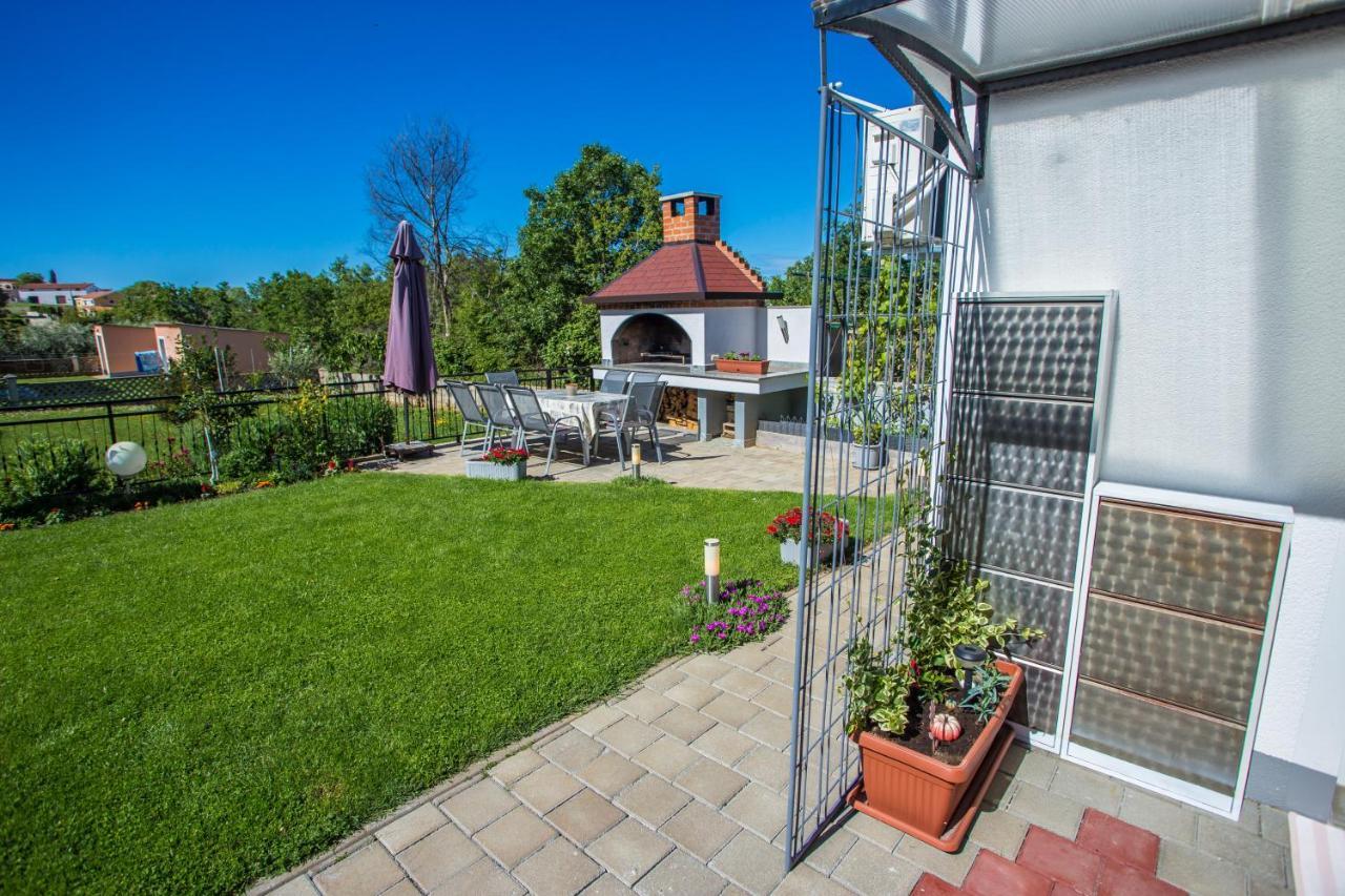 Apartamento App Rosi Poreč Exterior foto